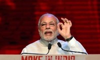 インド首相、ベトナムを訪問中