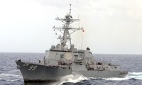 イラン艦艇に警告射撃＝米駆逐艦、ホルムズ海峡で