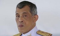 タイ王室、国王の権限で憲法草案の修正を要請　政府も合意＝首相