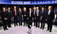 仏大統領選候補者テレビ討論 ＥＵなどめぐり激しい論戦