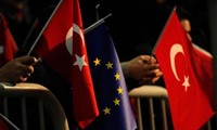 トルコ大統領、EU加盟の是非問う国民投票を示唆