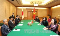 ティン国家副主席、福岡県知事と会見