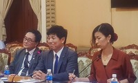 HCM市の指導者、日本の中根外務副大臣と会見