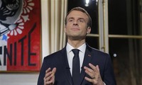 フランス、安定を取り戻すために努力