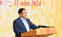 老朽住宅の全面改修へ、2025年目標に前倒し ファム・ミン・チン首相が対策委を主宰