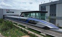 「時速400キロで世界最速」中国の高速鉄道、次世代モデル車両発表