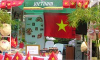 Pekan kota yang melakukan  kaitan saudara  dengan Bangkok -tahun 2012.