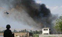 Taliban melakukan serangan-serangan di seluruh wilayah Afghanistan.