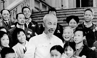 Aktivitas-aktivitas memperingati ultah ke-122 Hari Lahir Presiden Ho Chi Minh.