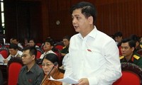 MN Vietnam membahas  rancangan Undang-Undang tentang Ibukota.