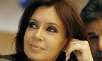 Presiden Argentina  Cristina Elisabet Fernandez de Kirchner  melakukan kunjungan resmi di Vietnam