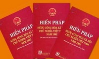 Komisi Hubungan Luar Negeri  MN Vietnam memberikan pendapat kepada Rancangan Amandemen UUD-1992