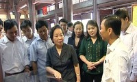 Wapres Vietnam, Nguyen Thi Doan melakuka kunjungan kerja di kecamatan Nam Cuong,  kabupaten Tien Hai, provinsi Thai Binh