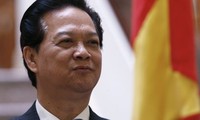 PM Vietnam, Nguyen Tan Dung berangkat menuju ke Brunei Darussalam untuk menghadiri  KTT  ASEAN-23