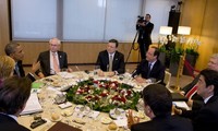  G-7 berkomitmen  mendukung Ukraina dan memperkuat kerjasama internal blok.