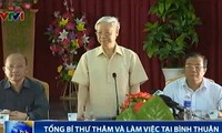 Sekjen Nguyen Phu Trong  melakukan kunjungan kerja di provinsi Binh Thuan