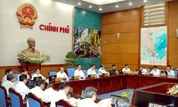 Pemerintah Vietnam mengadakan sidang periodik untuk bulan Juli 2014.