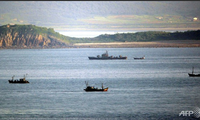 Dua bagian negeri Korea saling berbaku tembak di wilayah laut  yang dipersengketakan.