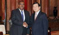 Presiden Vietnam, Truong Tan Sang menerima Deputi PM Ethiopia, Demeke Mekonnen