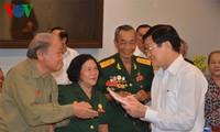 Presiden Vietnam, Truong Tan Sang  menghadiri pertemuan  Badan Hubungan  veteran tahanan perang Vietnam