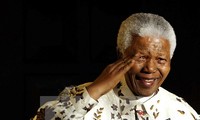 Aktivitas-aktivitas  memperingati  Hari Internasional Nelson Mandela di Vietnam.