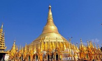 Pagoda Shwedagon - Jantung  emas di Myanmar