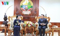 Hubungan persahabatan tradisional Vietnam-Laos merupakan aset yang tak ternilaikan harganya dari dua bangsa