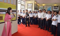 Pameran peta dan dokumen: «Hoang Sa dan Truong Sa wilayah Vietnam: Bukti-bukti sejarah dan bukti hukum»  di provinsi Kien Giang