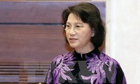 Ketua MN Nguyen Thi Kim Ngan mengunjungi Kedutaan Besar Vietnam untuk Myanmar