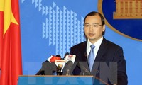 Vietnam memprotes Taiwan (Tiongkok) melakukan latihan menembak dengan peluru sungguhan di daerah laut   di sekitar pulau  Ba Binh, kepulauan Truong Sa