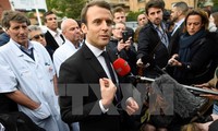 Inggeris merasa khawatir tentang Brexit akan  terpengaruh jika Macron menang