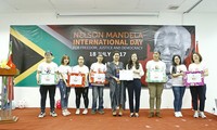 Konsulat Jenderal Afrika Selatan di kota Ho Chi Minh memperingati Hari Internasional Nelson Mandela