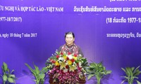 Laos mengadakan upacara  peringatan ultah ke-55 Hari penggalangan hubungan diplomatik dan ultah ke-40 Hari penandatanganan Traktat Persahabatan dan Kerjasama Vietnam-Laos.  