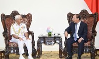 PM Vietnam, Nguyen Xuan Phuc  menerima Ketua Komite Kepala Staf merangkap Panglima Angkatan Laut  India, Sunil Lanba