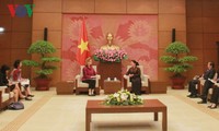 Ketua MN Vietnam, Nguyen Thi Kim Ngan menerima Direktor Nasional UNDP yang baru di Vietnam