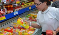 Berbagai pengalaman tentang perkembangan industri  bahan  makanan