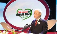 Sekjen, Presiden Viet Nam, Nguyen Phu Trong: Bertindak bersama menyebar-luaskan nilai kemanusiaan di kalangan masyarakat