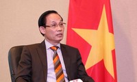 Viet Nam  berkomitmen akan terus berupaya mendorong dan membela HAM