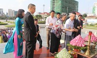 Menyatakan terima kasih kepada para martir  Viet Nam di wilayah Kamboja