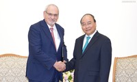 PM Nguyen Xuan Phuc menerima Direktur Jenderal Eksekutif IFC merangkap Wakil Presiden  Kelompok WB, Philippe Le Houérou