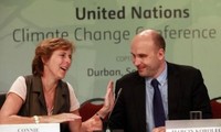 Climat: adoption à Durban d'un accord contre le réchauffement climatique