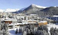 Ouverture du Forum de Davos sur des perspectives économiques moroses 