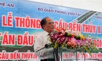 Le Président de l'AN à l'inauguration du pont Ben Thuy 