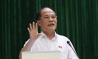 Nguyen Sinh Hung en visite à Tuyen Quang