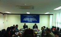 Young American political leaders visit Vietnam