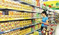 “Vietnamese people prioritizing Vietnamese goods” campaign reviewed   