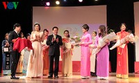 Vietnamese Students’ Association in France welcomes 2013 Spring 