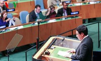 Deputy Prime Minister Pham Binh Minh active on the sideline of the UN session