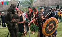 Peace worshipping ceremony of the Bana