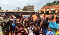 Undaunted female Vietnamese peacekeepers in Africa